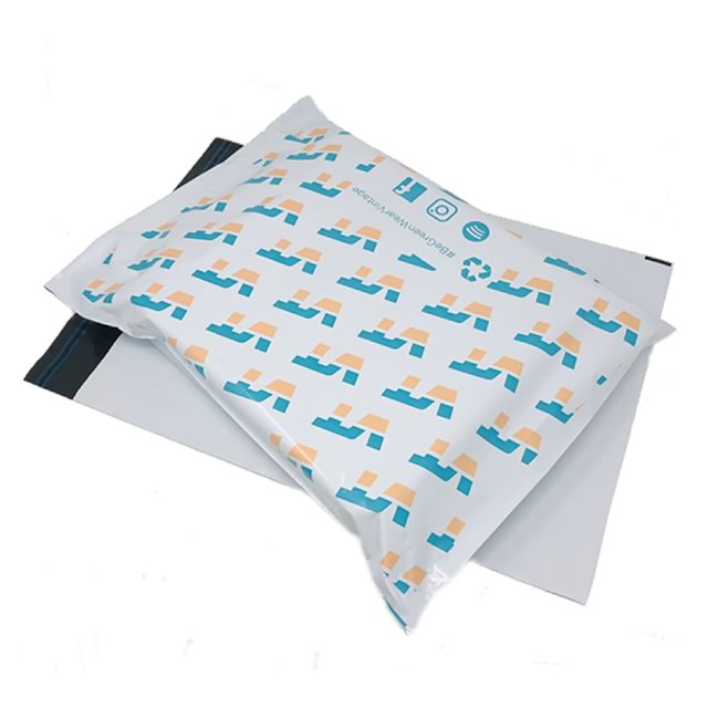 White Mailing Bag with Logo Pattern White Mailing Bag with Logo Pattern